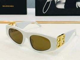 Picture of Balenciga Sunglasses _SKUfw56900838fw